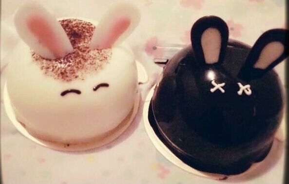 <b>生日蛋糕上的兔子</b>